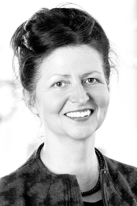 Dipl.-Designerin Fulga Marianov